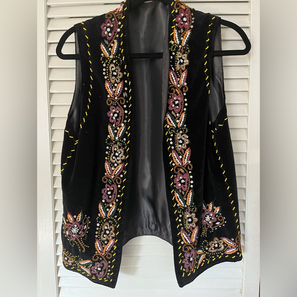 Vintage Velvet Veat